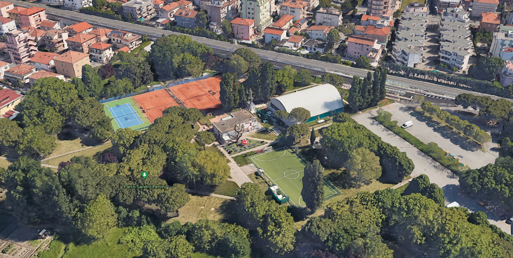 impianti sportivi parco pertini