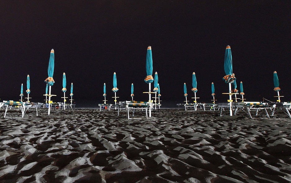 spiaggia di notte