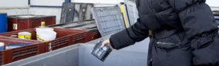 casola-valsenio-un-vasetto-di-marmellata-per-chi-porta-i-rifiuti-alla-stazione-ecologica.jpg