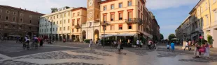 piazzatremartiri_1.jpg