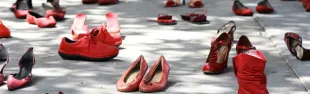 scarpe-contro-la-violenza-delle-donne-638x425.jpg