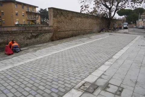 Apertura piazzetta sferisterio