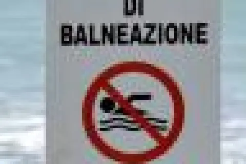 Divieto di balneazione