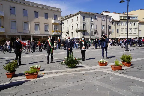 25 aprile 2021