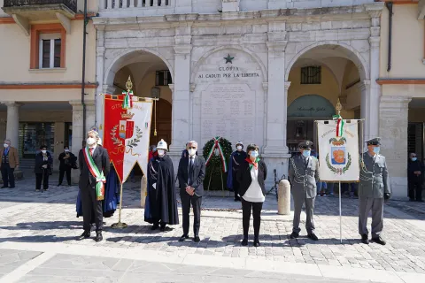 25 aprile 2021