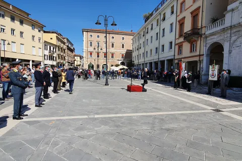 25 aprile 2021