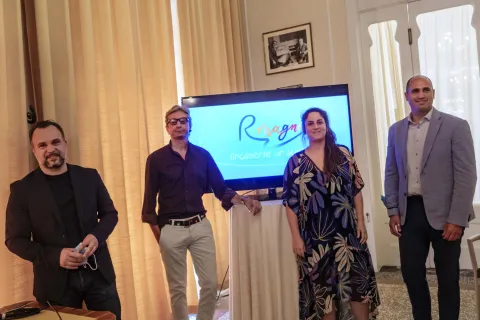 conferenza stampa 