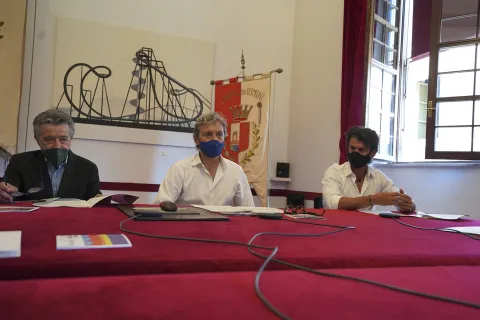 conferenza stampa