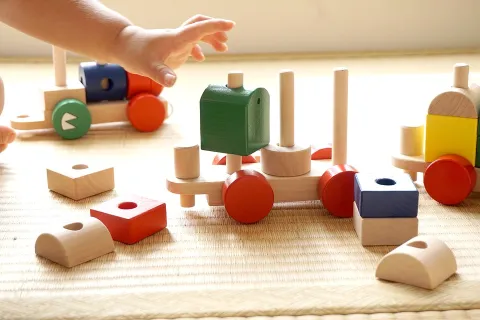 giocattoli e bambino