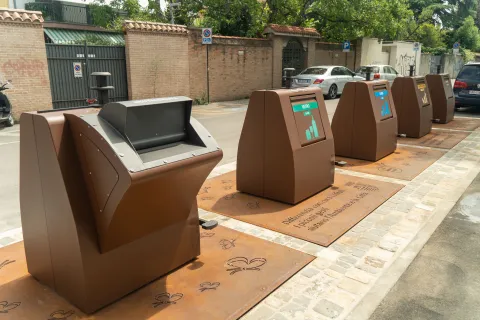 nuova isola ecologica