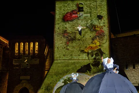 spettacolo apertura Fellini Museum