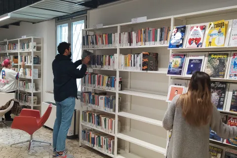 Biblioteca Gambalunga - Sala leggerezza