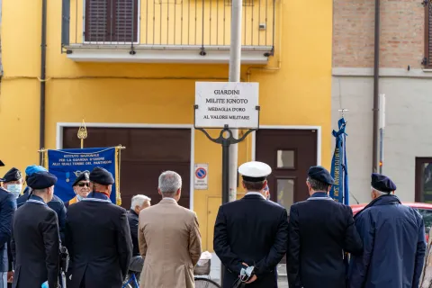 inaugurazione giardini milite ignoto