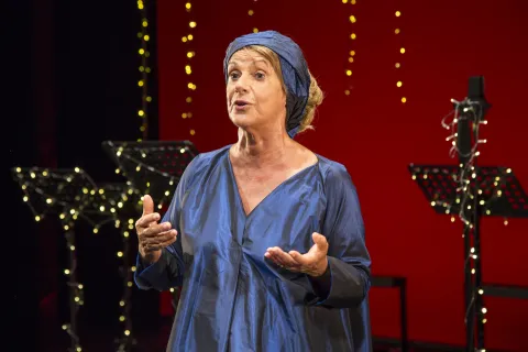 Lella Costa