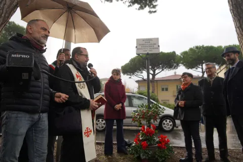 cerimonia intitolazione rotonda Soleri