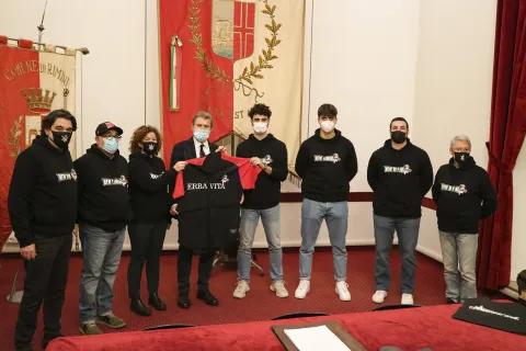 L’Assessore allo sport Moreno Maresi riceve in residenza comunale la squadra del "New Rimini Baseball Softball”