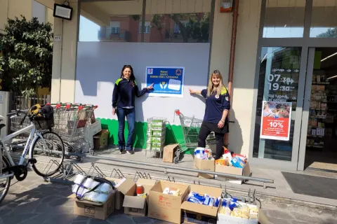 Consegna aiuti alle famiglie ucraine