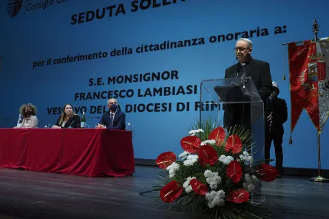 cittadinanza onoraria vescovo