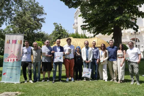 al meni 2022