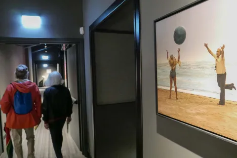 Federico Fellini dietro le quinte negli scatti di Patrizia Mannajuolo