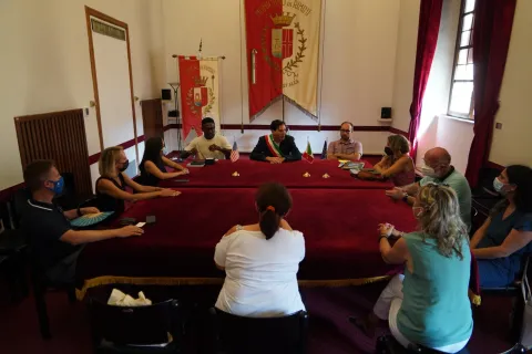 Le delegazioni delle città di Bergamo e di Aurora (Chicago, Illinois) a Rimini