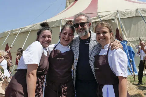 al mèni 2022