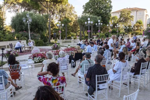 terrazza dolce vita