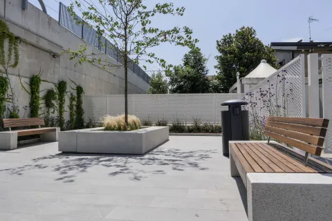 nuova piazzetta via dei martiri