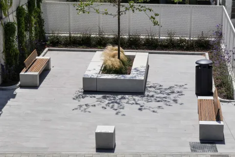 nuova piazzetta via dei martiri