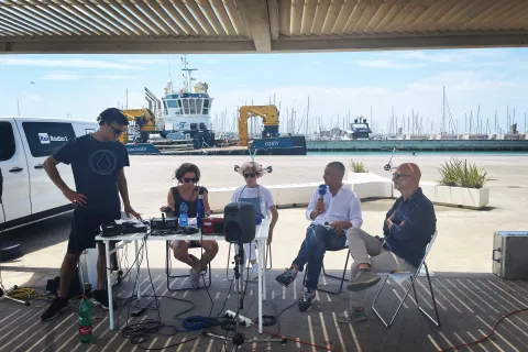 Radio “Qui Fuori”