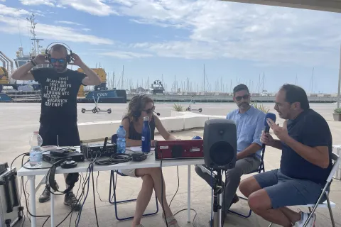 Radio “Qui Fuori”