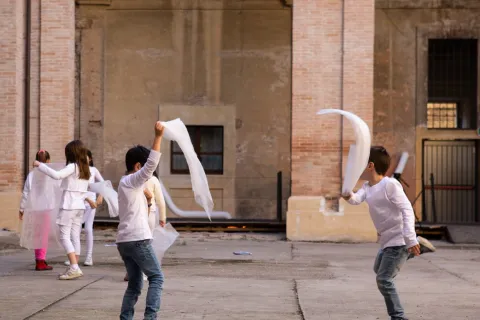 "Il suono del silenzio", illustrazioni di Candia Castellani, Sabir editore.