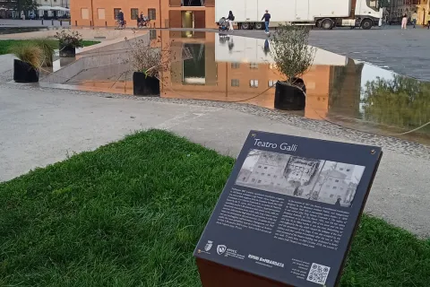 rimini bombardata