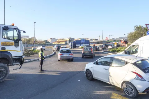 Lavori statale 16