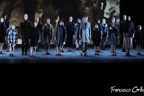 La storia del ritratto di Adele Bloch-Bauer rivive sul palco con i giovani danzatori di Aulos