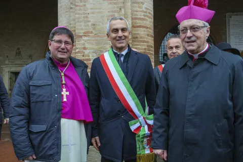 Rimini accoglie il nuovo vescovo Nicolò