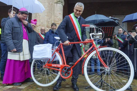 Rimini accoglie il nuovo vescovo Nicolò