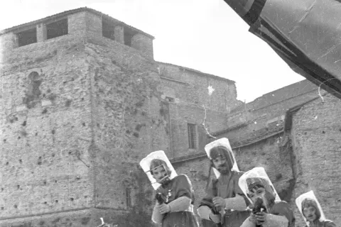 Immagini degli anni Cinquanta negli scatti inediti di Amedeo Montemaggi