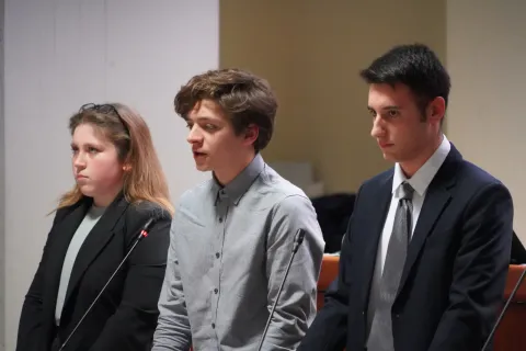 Gli studenti protagonisti del Consiglio comunale Straordinario