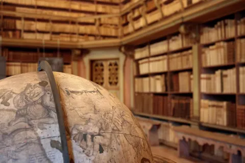 biblioteca sale antiche