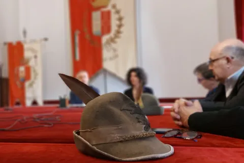 Il sindaco Sadegholvaad e la vice sindaca Bellini incontrano gli Alpini