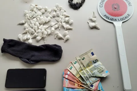 sostanze stupefacenti sequestrate