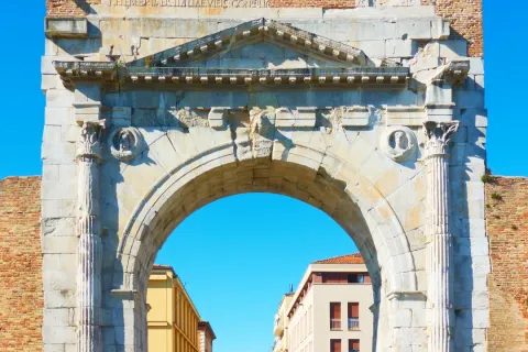 arco di augusto 