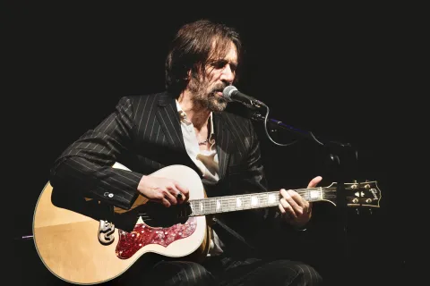 cristiano_godano_journey_throught_the_past