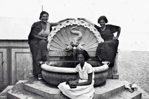 Fontana del Tritone 1