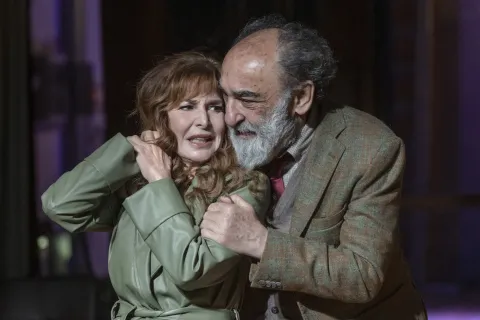 teatro galli stagione di prosa e danza 2023/24 la signora del martedì