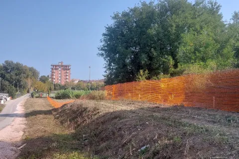 lavori in via lotti