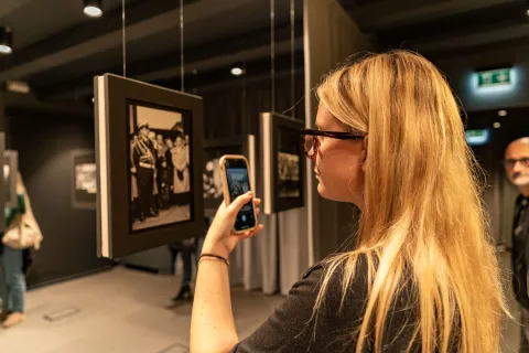 Fulgor. Funerale Fellini negli scatti di Pesaresi