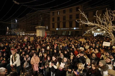 Rimini accende le luci sul Natale