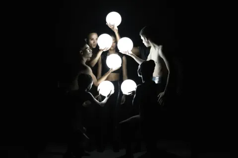 Ailey II: l’eccellenza della danza moderna contemporanea per l’apertura della nuova stagione del Teatro Galli